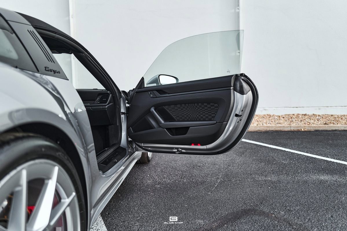 Used 2026 Porsche 911 Targa 4 GTS image 30