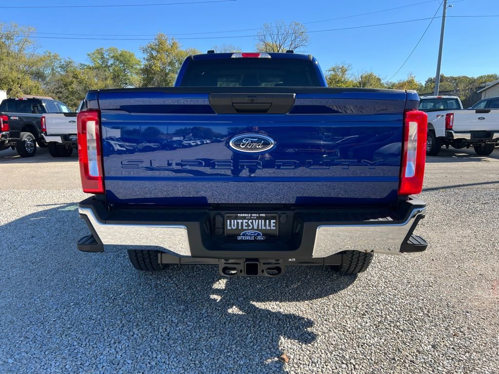 New 2026 Ford F250 XLT w/ FX4 Off-Road Package image 7