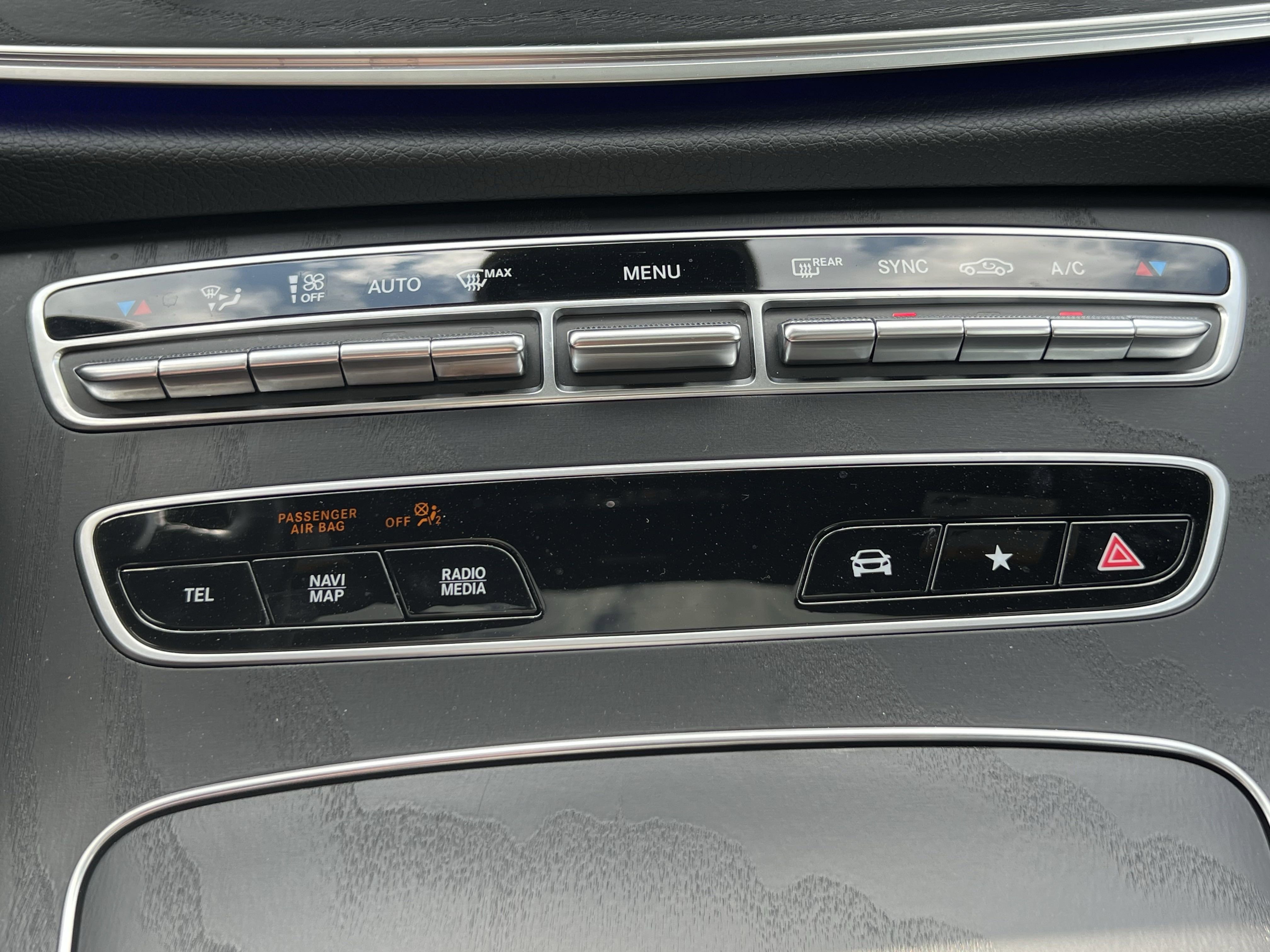 Used 2023 Mercedes-Benz E 350 4MATIC Sedan image 31