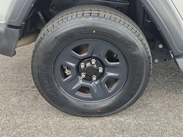Used 2018 Jeep Wrangler Unlimited Sport AWD/4WD image 6