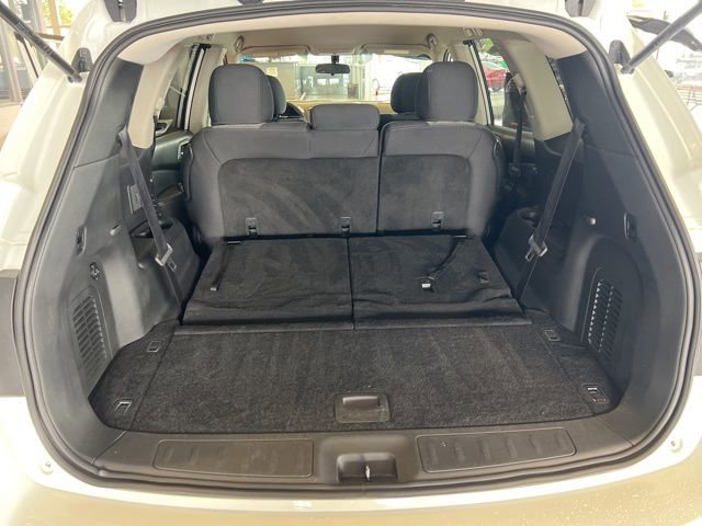 Used 2018 Nissan Pathfinder S image 20