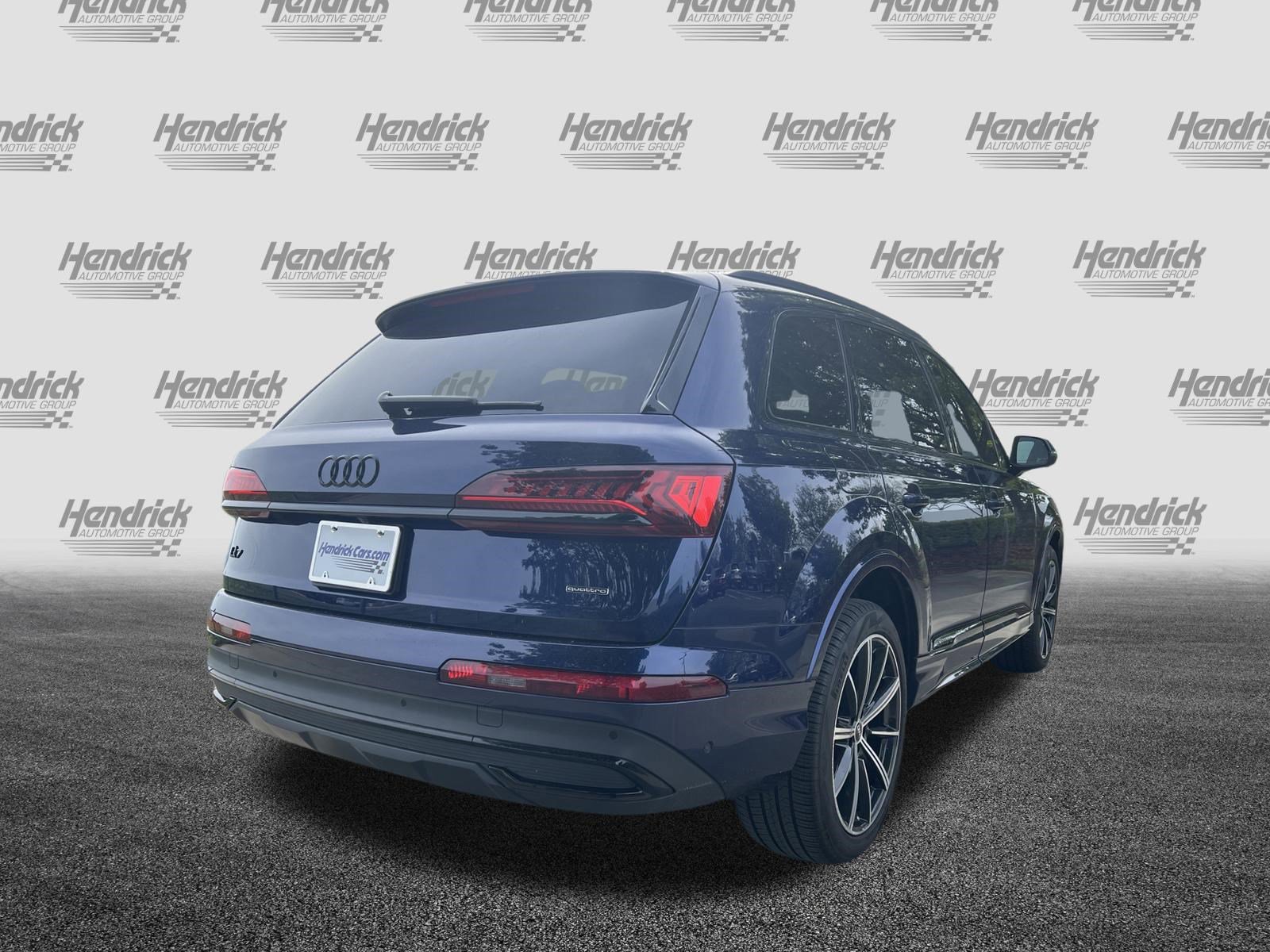Used 2022 Audi Q7 Premium Plus image 10