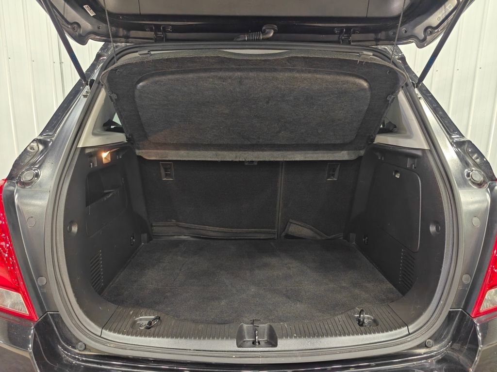 Used 2021 Chevrolet Trax LT image 27