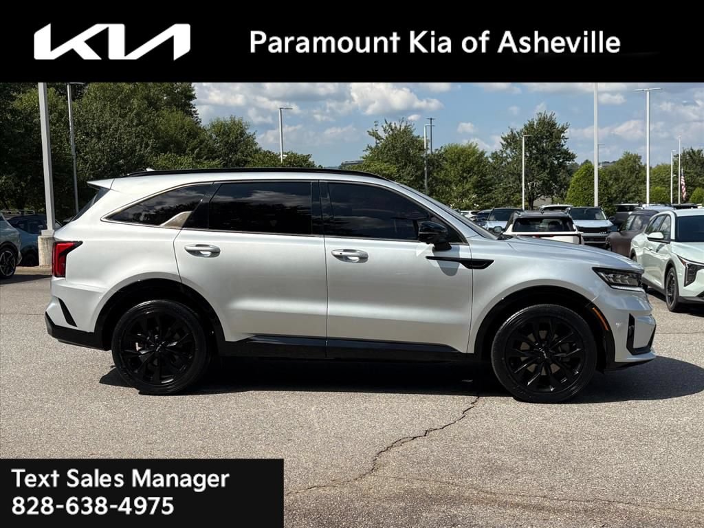 Certified 2022 Kia Sorento SX FWD image 6