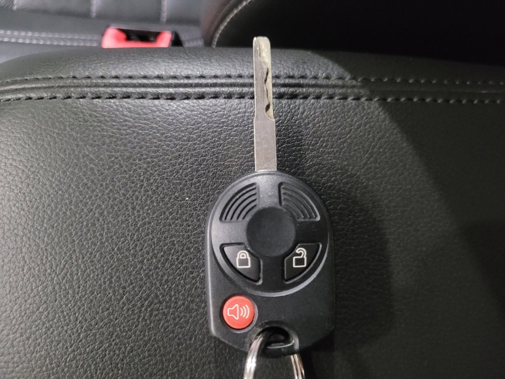 Used 2013 Ford Escape SEL image 32