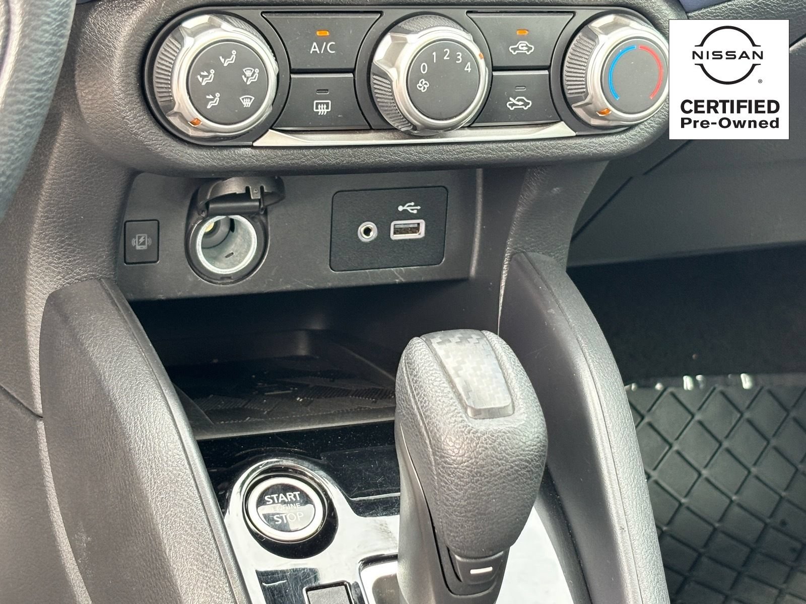 Used 2023 Nissan Versa SV FWD image 26