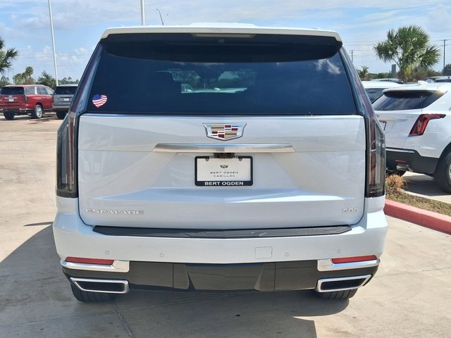 New 2026 Cadillac Escalade ESV Luxury w/ LPO, Floor Liner Package image 5