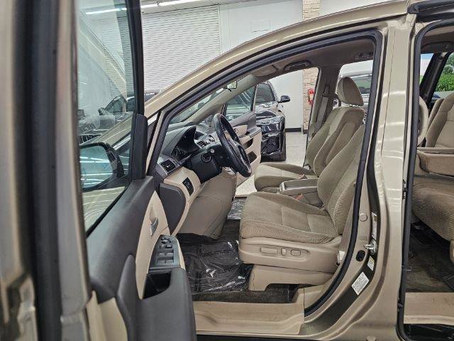 Used 2013 Honda Odyssey EX image 31