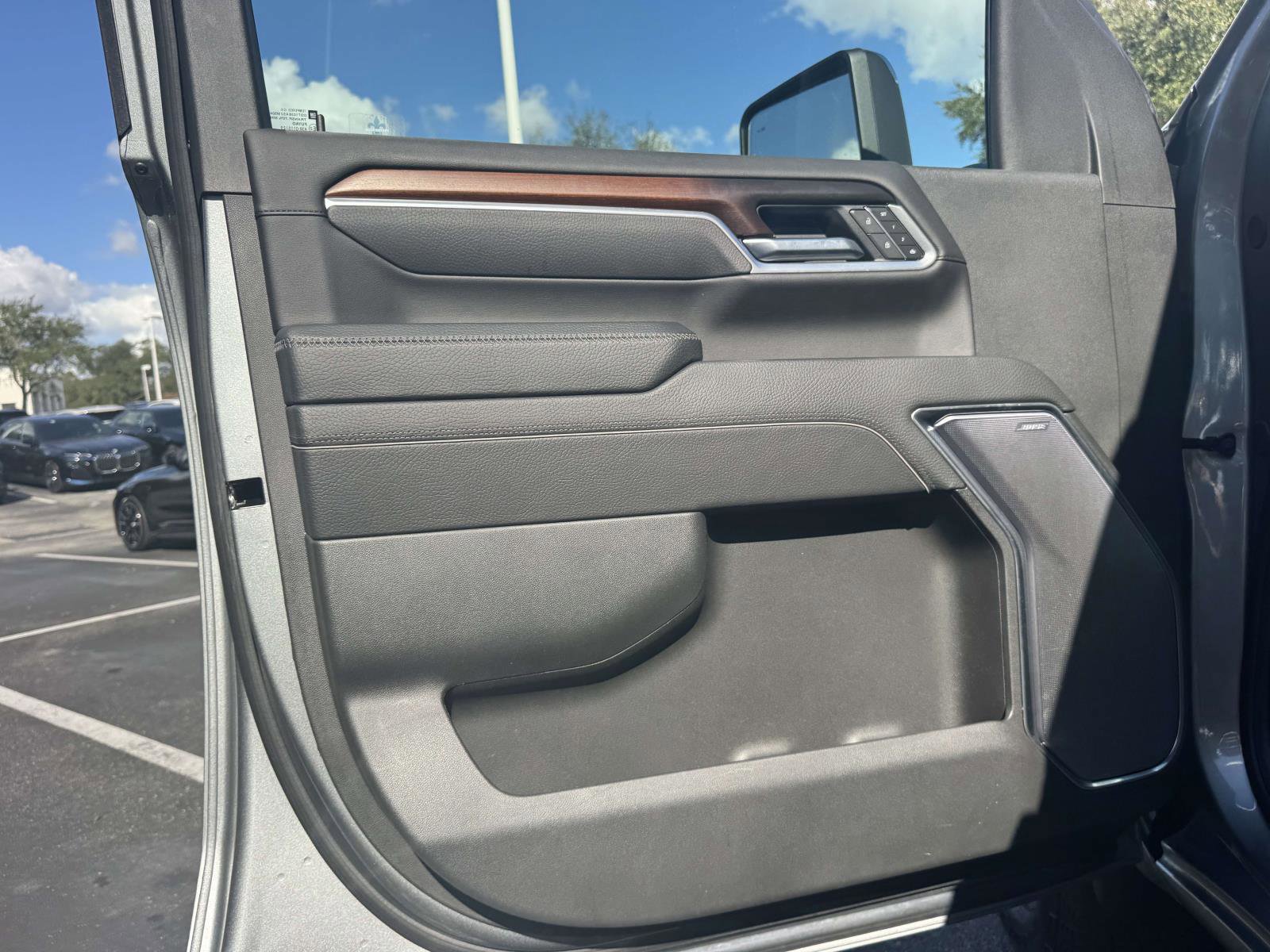 Used 2025 GMC Sierra 2500 Denali w/ Denali Reserve Package image 19