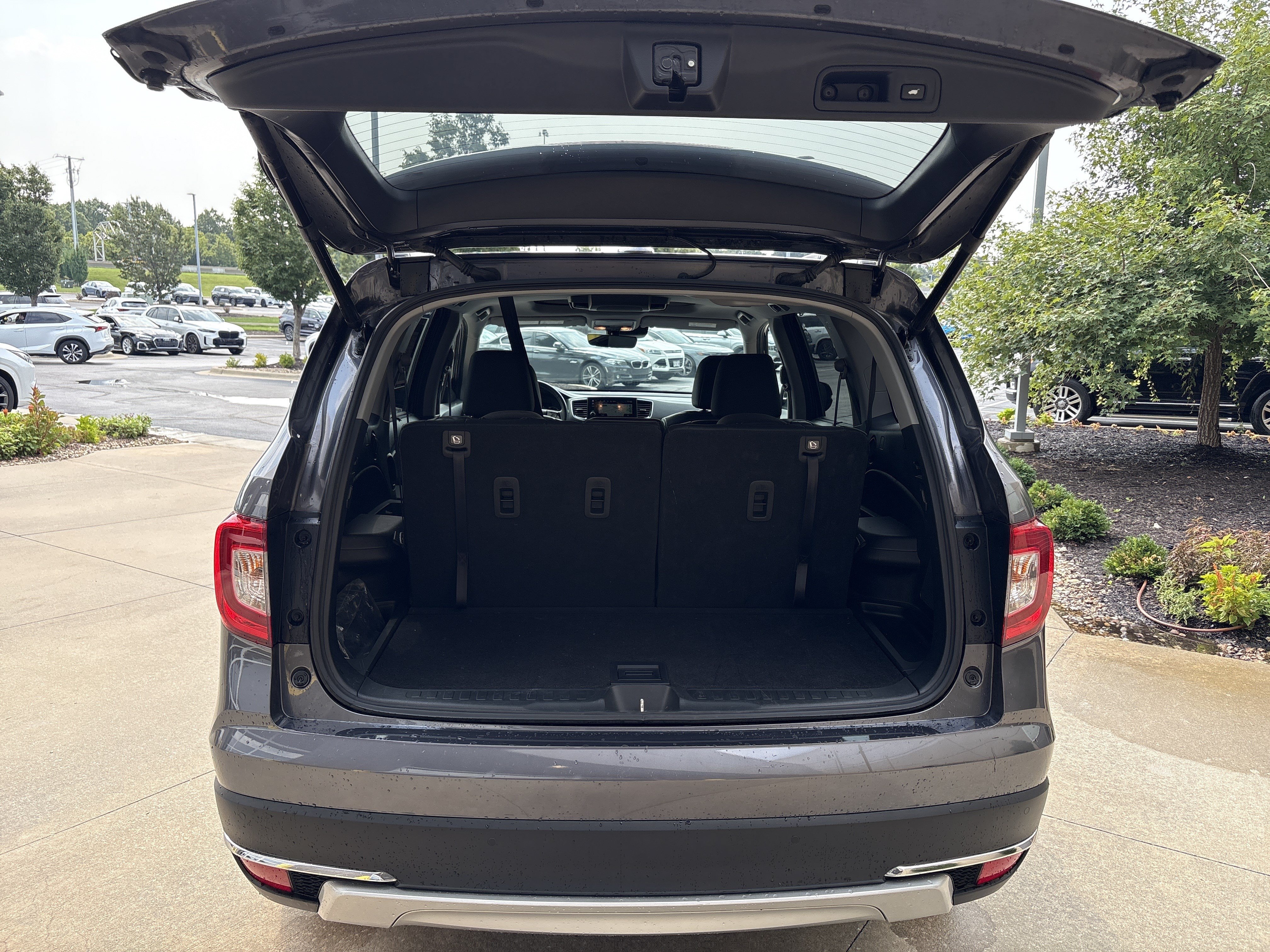 Used 2019 Honda Pilot Touring image 32