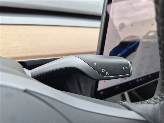 Used 2022 Tesla Model Y Long Range AWD/4WD image 12