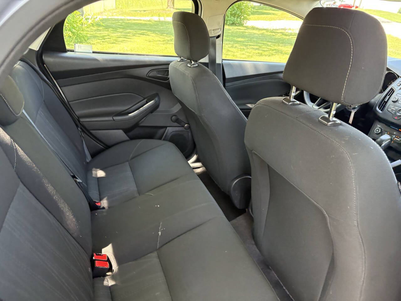 Used 2018 Ford Focus S FWD image 30