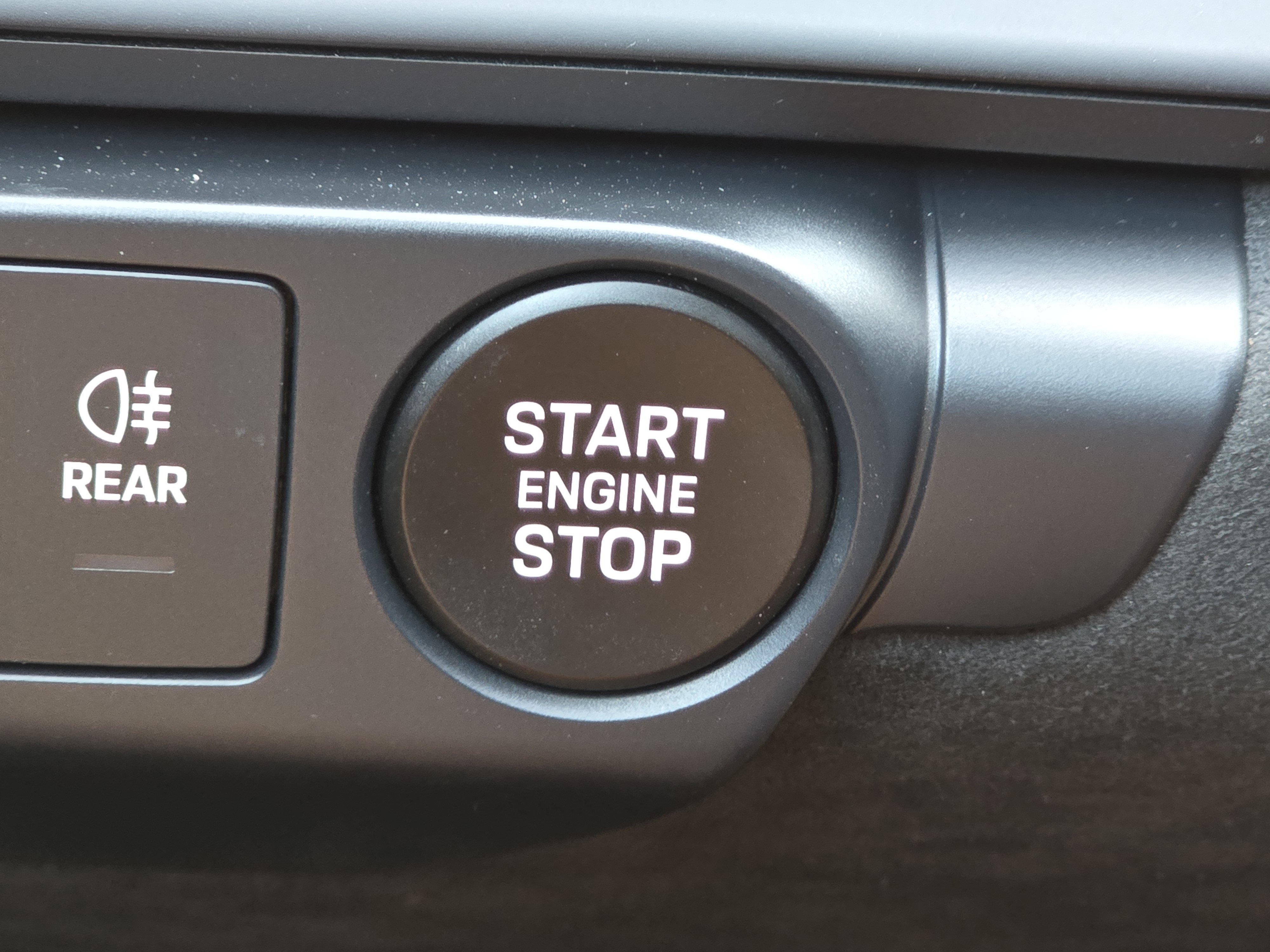 Certified 2025 Porsche 911 Carrera 4 GTS image 27