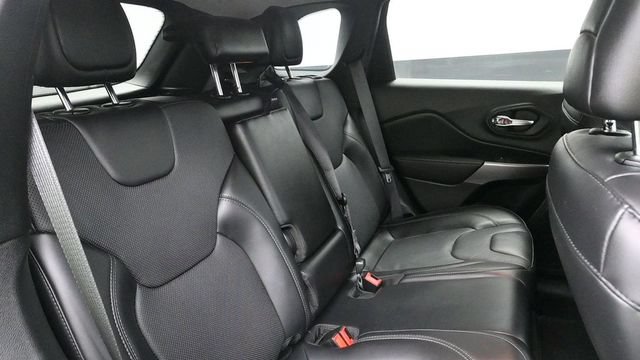 Used 2020 Jeep Cherokee Limited AWD/4WD image 15
