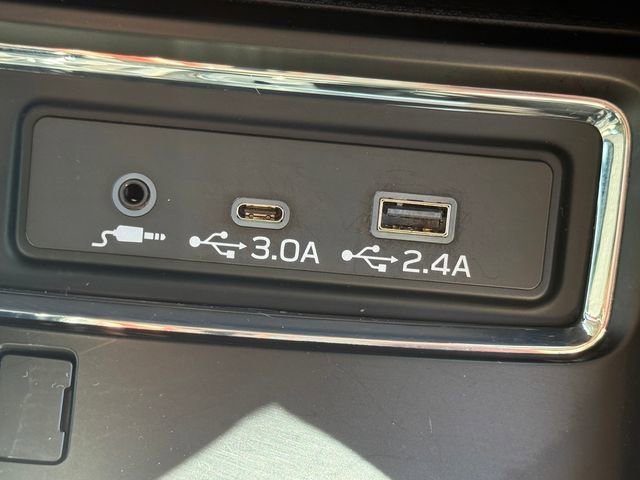 Used 2025 Subaru Ascent Premium AWD/4WD image 19