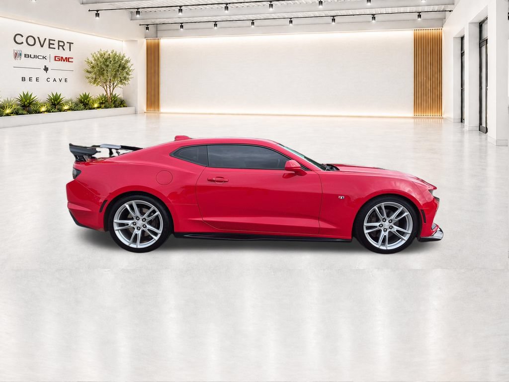 Used 2019 Chevrolet Camaro SS RWD image 13