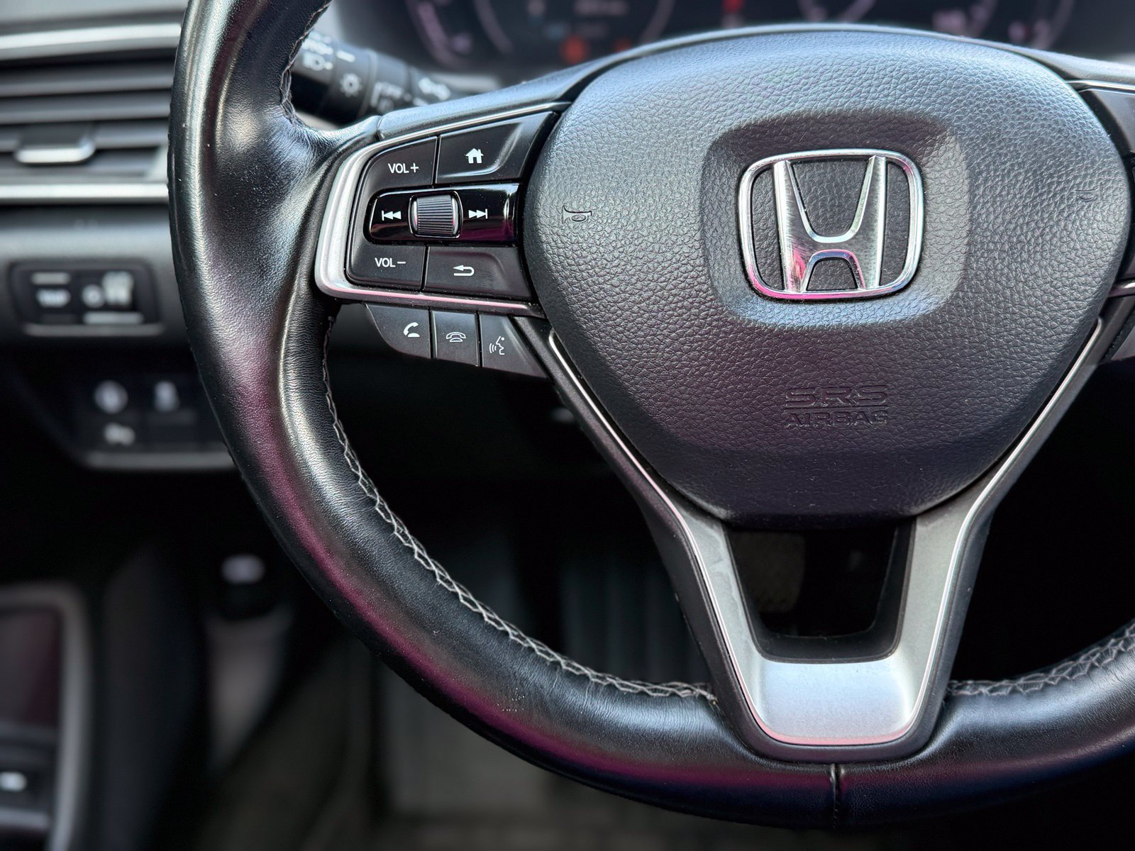 Used 2022 Honda Accord EX-L image 26