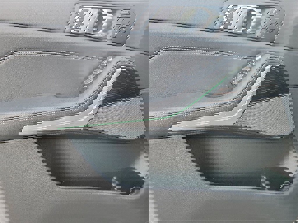 Used 2024 BMW X7 xDrive40i image 15