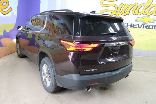 Used 2022 Chevrolet Traverse LT FWD image 6