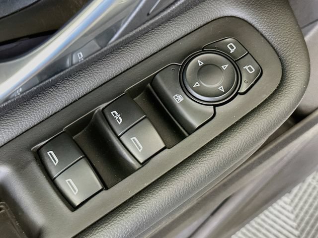Used 2024 GMC Terrain SLE FWD image 19