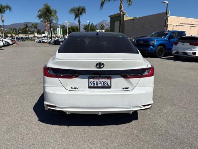Used 2025 Toyota Camry XSE FWD image 13