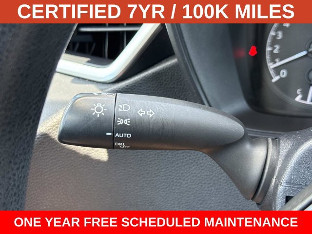 Used 2022 Toyota Corolla LE FWD image 26