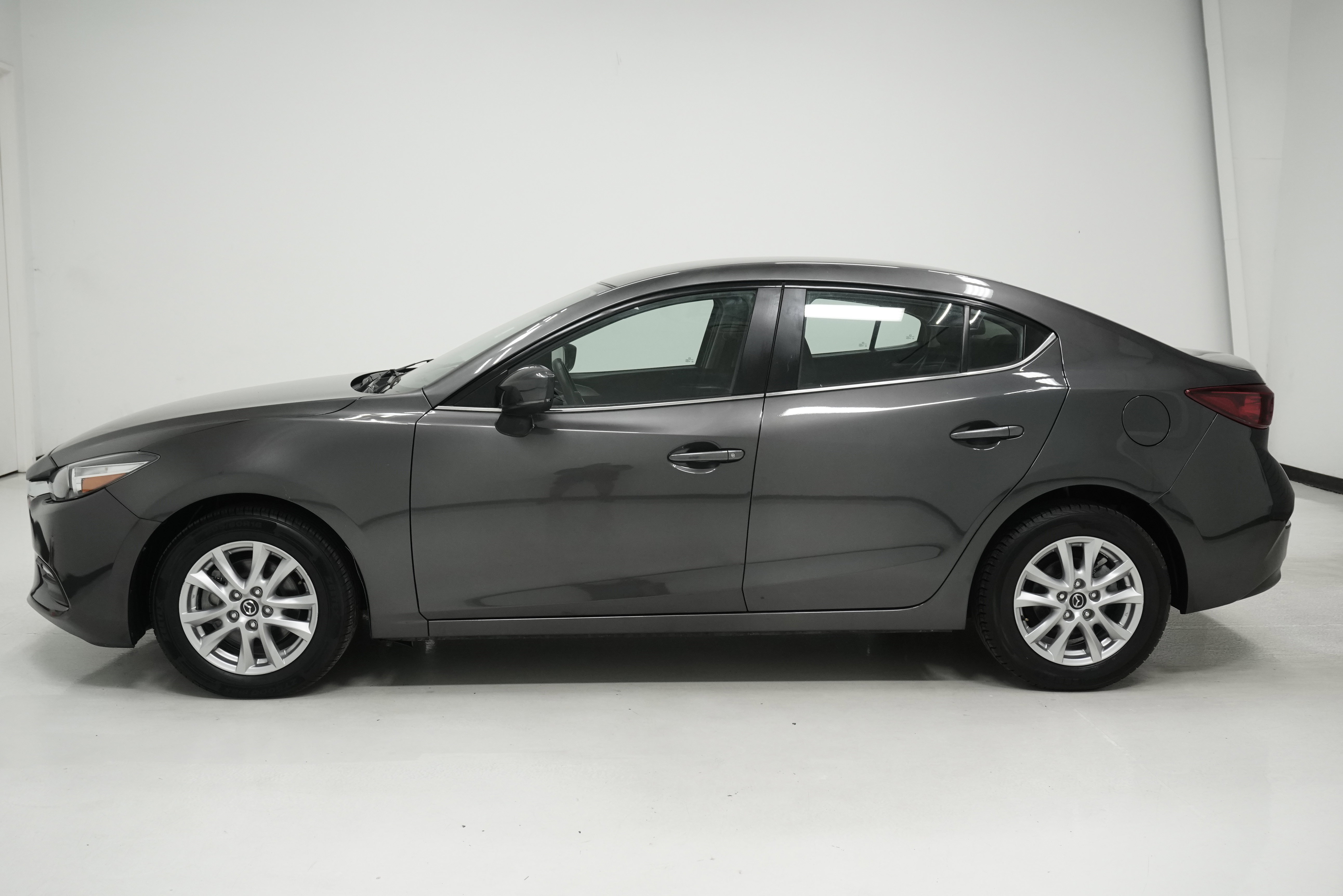 Used 2018 MAZDA MAZDA3 Sport w/ Preferred Equipment Package image 7