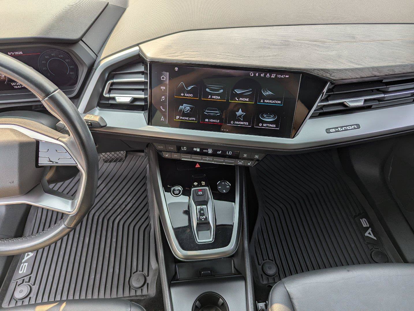 Used 2023 Audi Q4 e-tron Premium Plus w/ Premium Plus RWD image 18