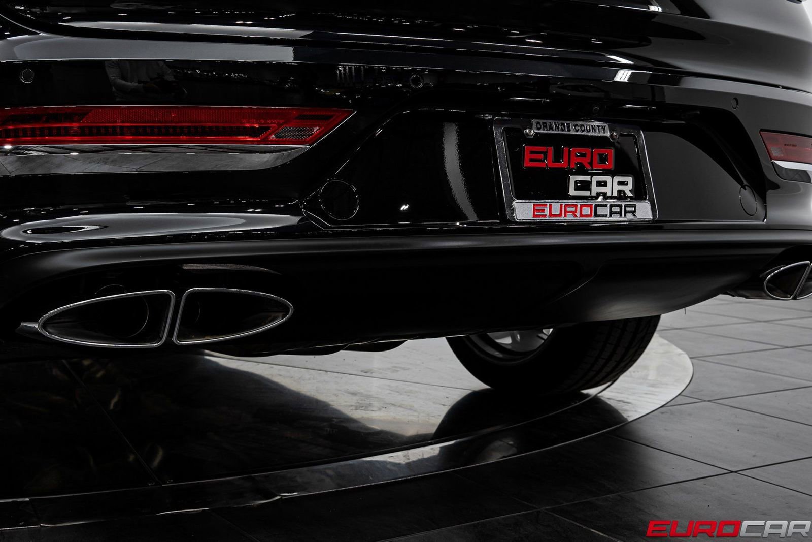 Used 2024 Bentley Bentayga image 19