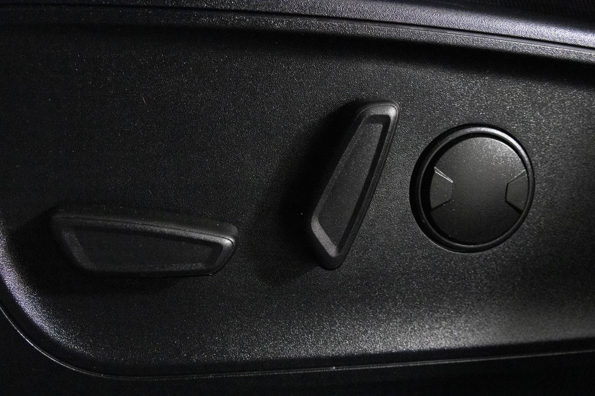 Used 2021 Ford Escape SE w/ Convenience Package image 21