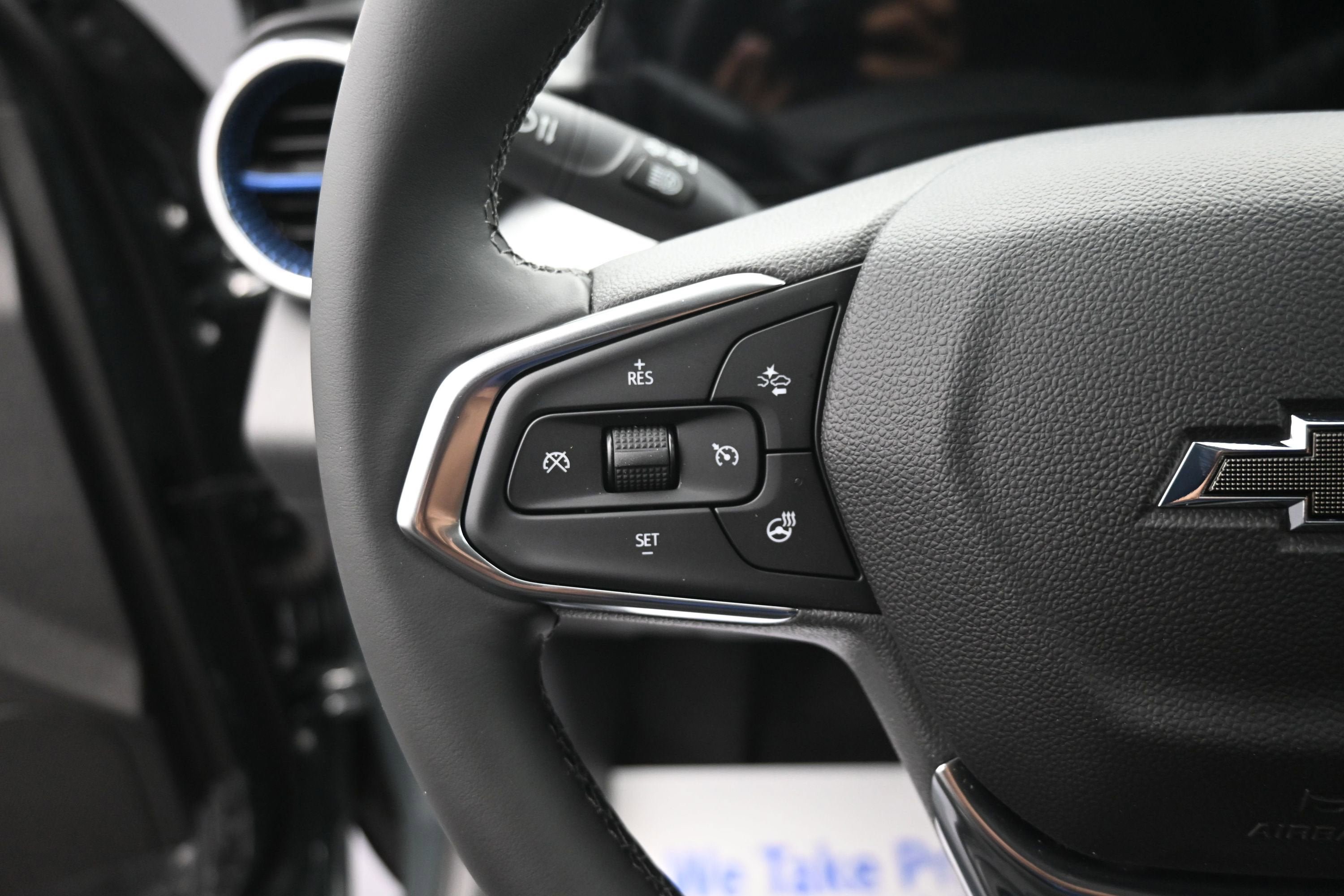 New 2026 Chevrolet Trax LT w/ Sunroof Package FWD image 11