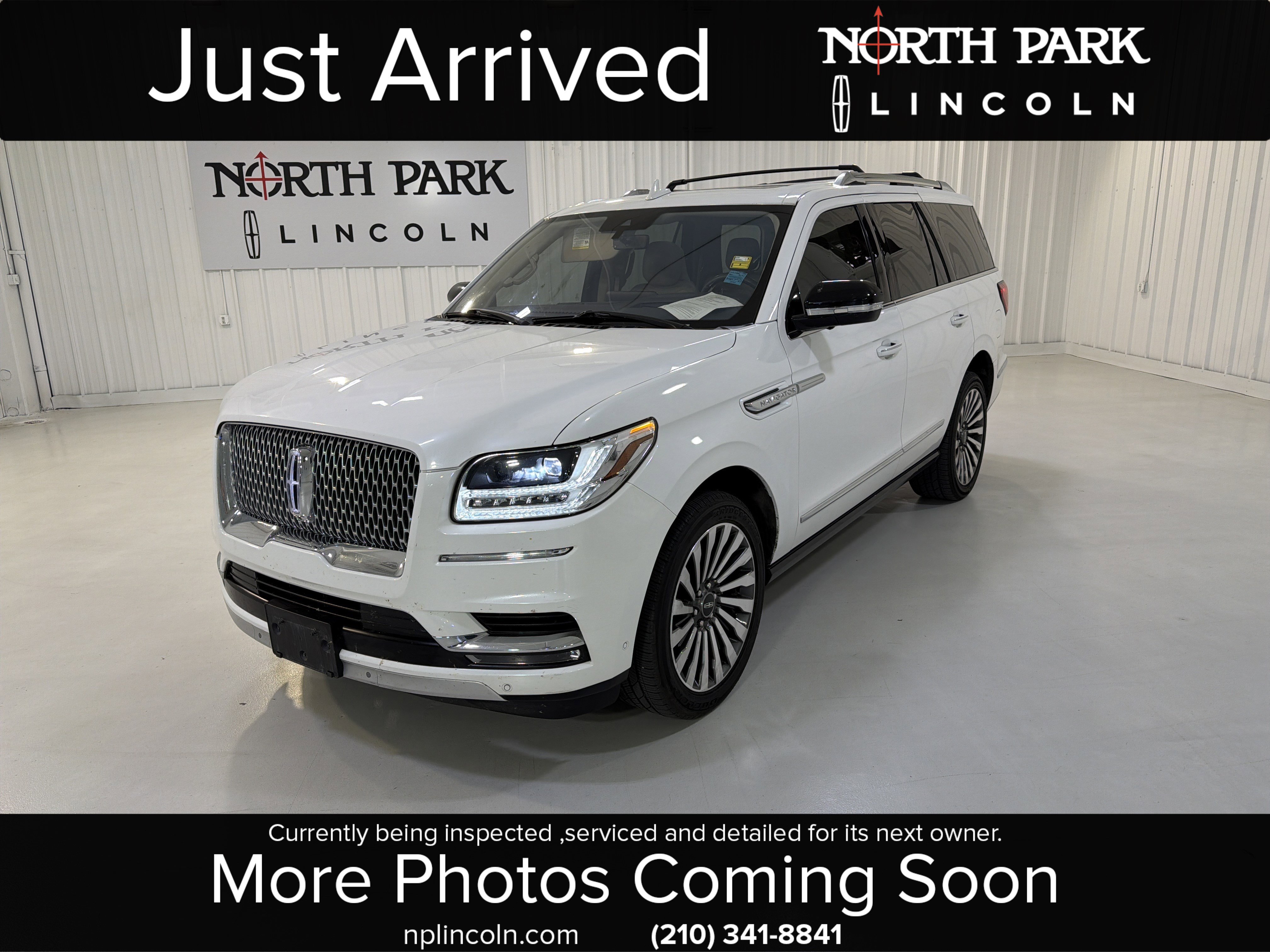 Used 2020 Lincoln Navigator Reserve w/ Luxury Package RWD image 1
