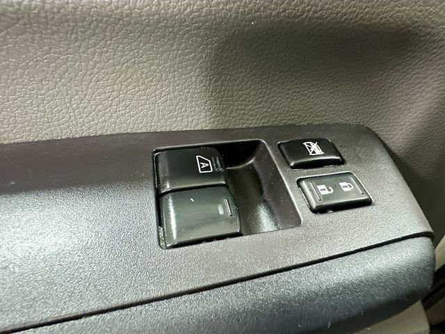 Used 2016 Nissan NV 3500 S w/ Power Package image 18