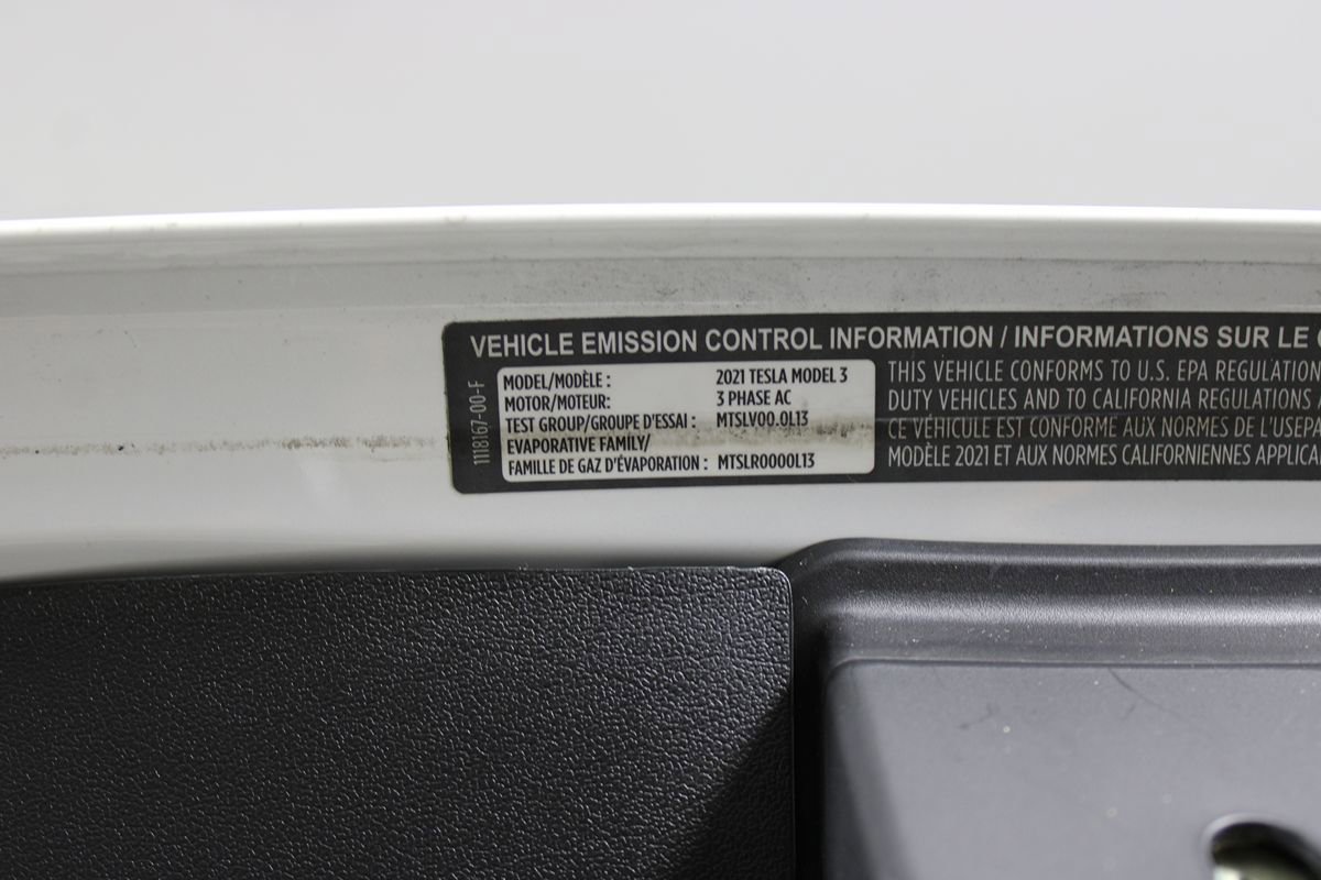 Used 2021 Tesla Model 3 Standard Range Plus image 33