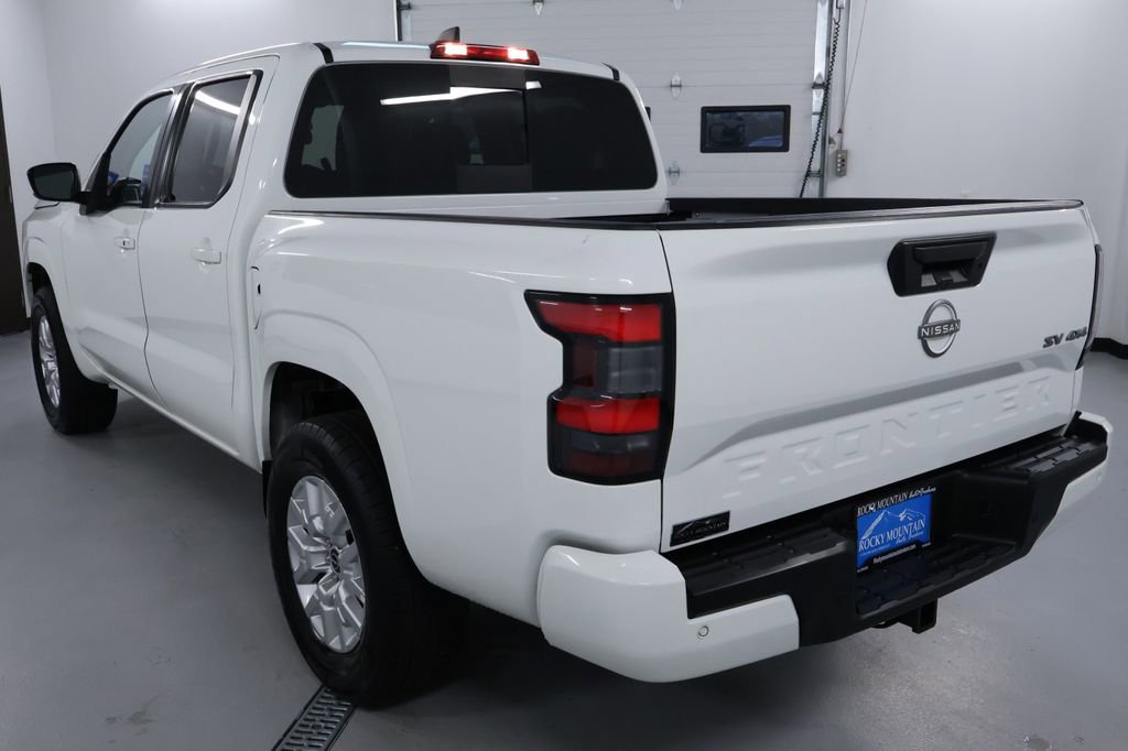 Used 2024 Nissan Frontier SV w/ SV Convenience Package image 5