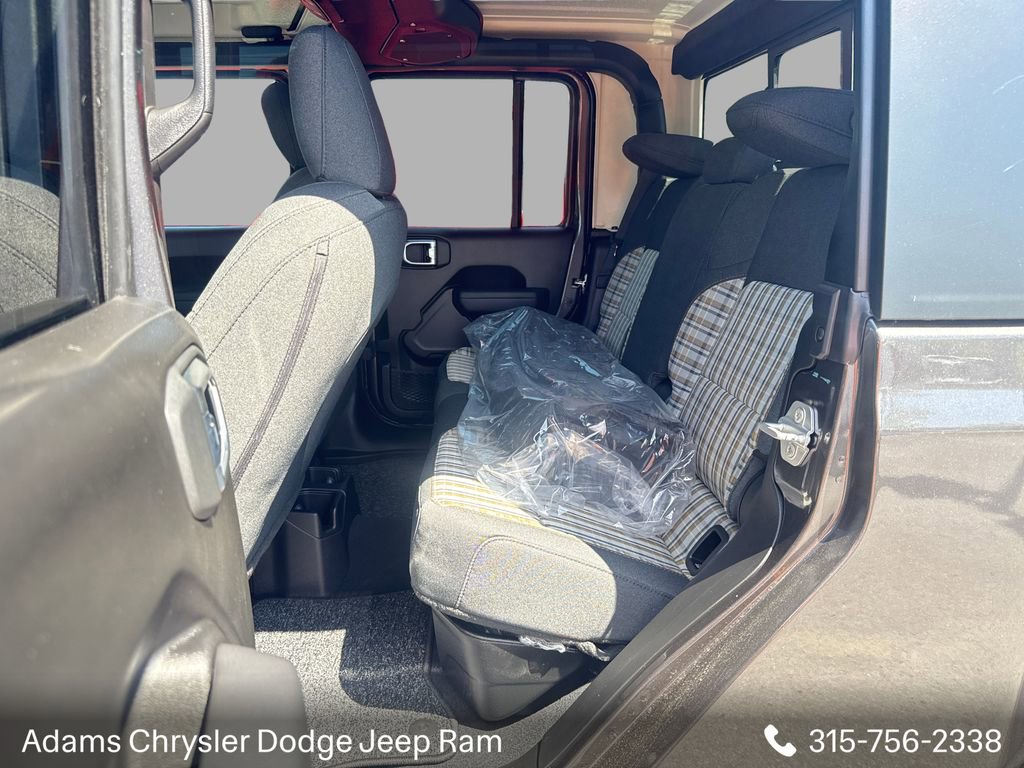 New 2026 Jeep Gladiator Sport AWD/4WD image 10
