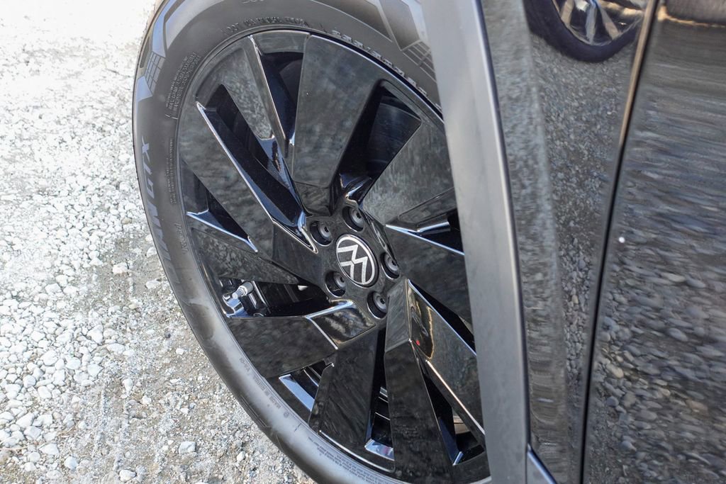 New 2026 Volkswagen Atlas SE image 11