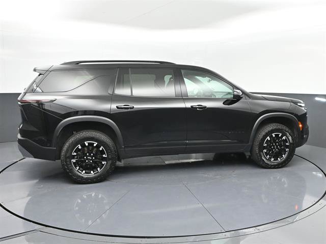 Used 2024 Chevrolet Traverse Z71 w/ Enhanced Driving Package AWD/4WD image 26