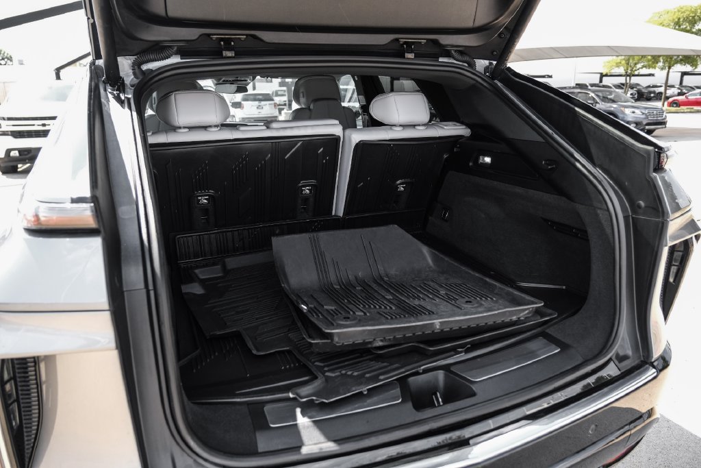 Used 2024 Cadillac Lyriq Luxury w/ LPO, Floor Liner Package RWD image 54