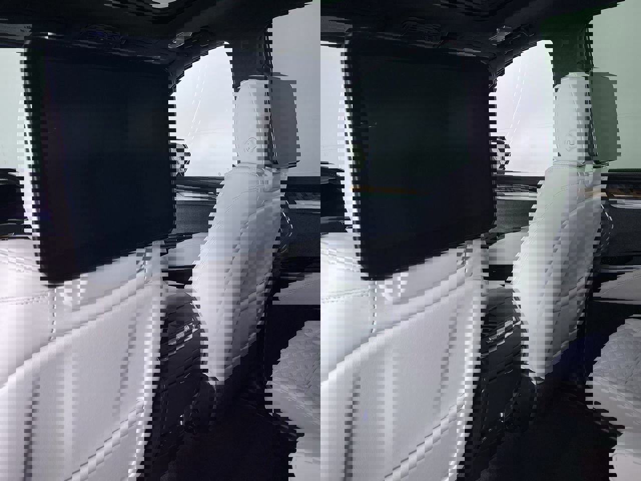 Certified 2025 Cadillac Escalade Premium Luxury Platinum image 19