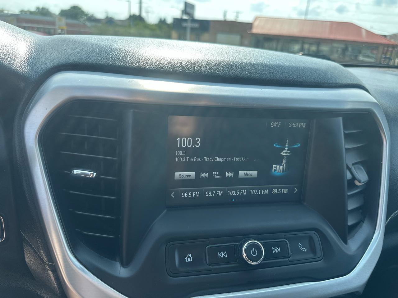 Used 2017 GMC Acadia SLE FWD image 12