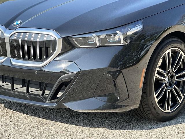 Certified 2024 BMW 540i xDrive w/ Premium Package AWD/4WD image 13