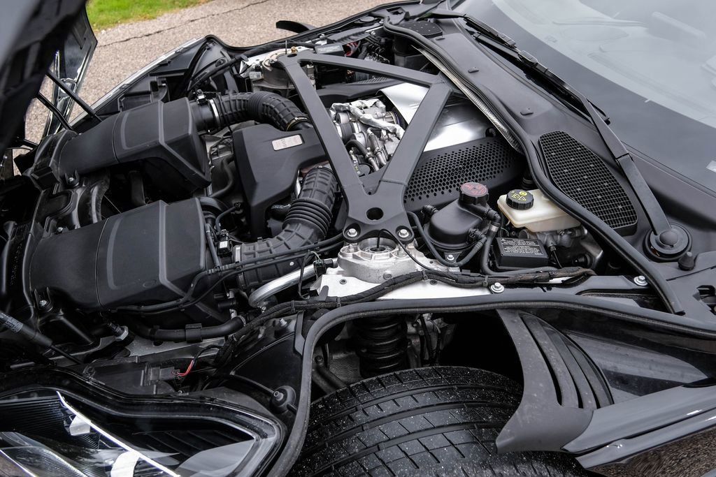 Used 2020 Aston Martin DB11 Coupe RWD image 52