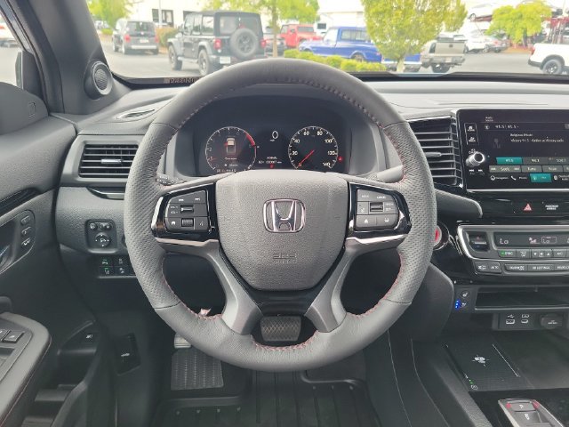 New 2026 Honda Ridgeline Black Edition image 11
