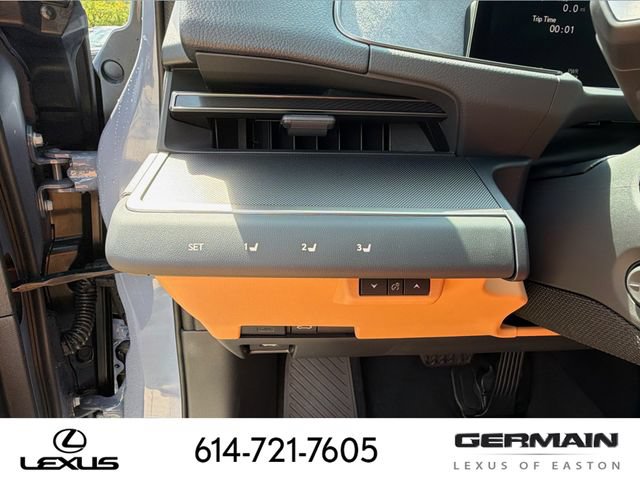 New 2026 Lexus ES 500e AWD/4WD image 22