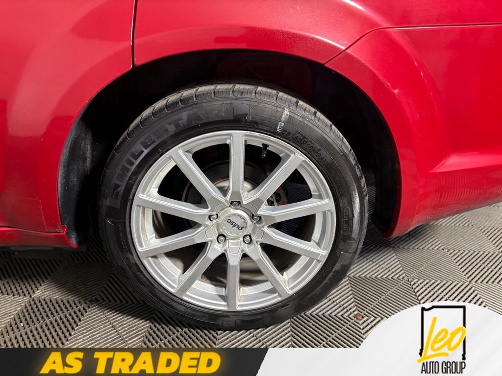 Used 2013 Dodge Avenger SXT FWD image 19