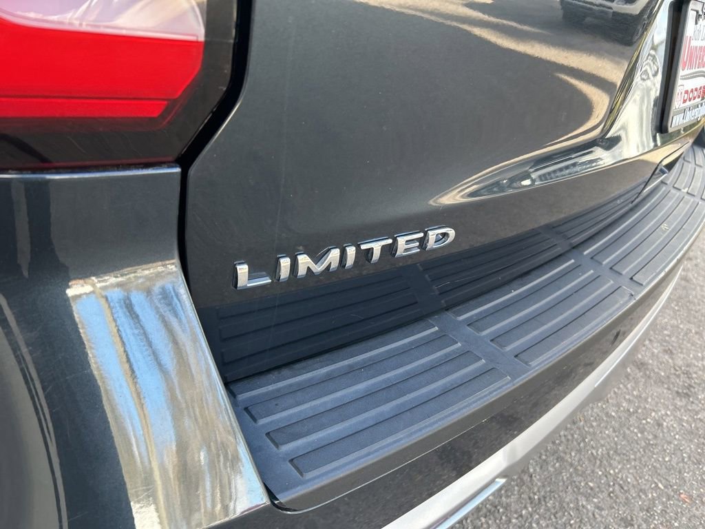 Used 2023 Ford Expedition Max Limited image 17