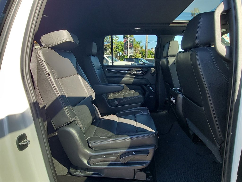 Used 2021 GMC Yukon XL Denali image 28