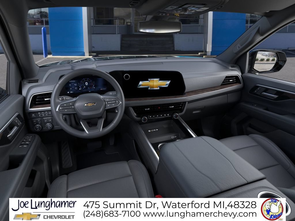 New 2026 Chevrolet Suburban LT AWD/4WD image 17