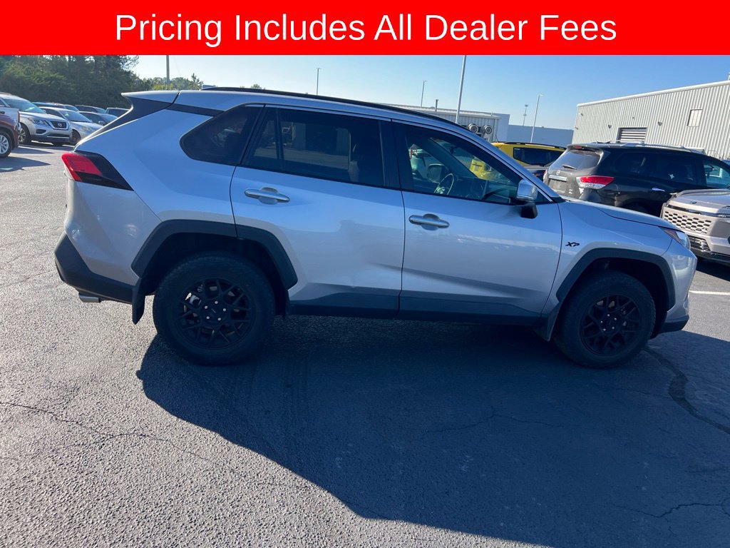 Used 2024 Toyota RAV4 XLE FWD image 16
